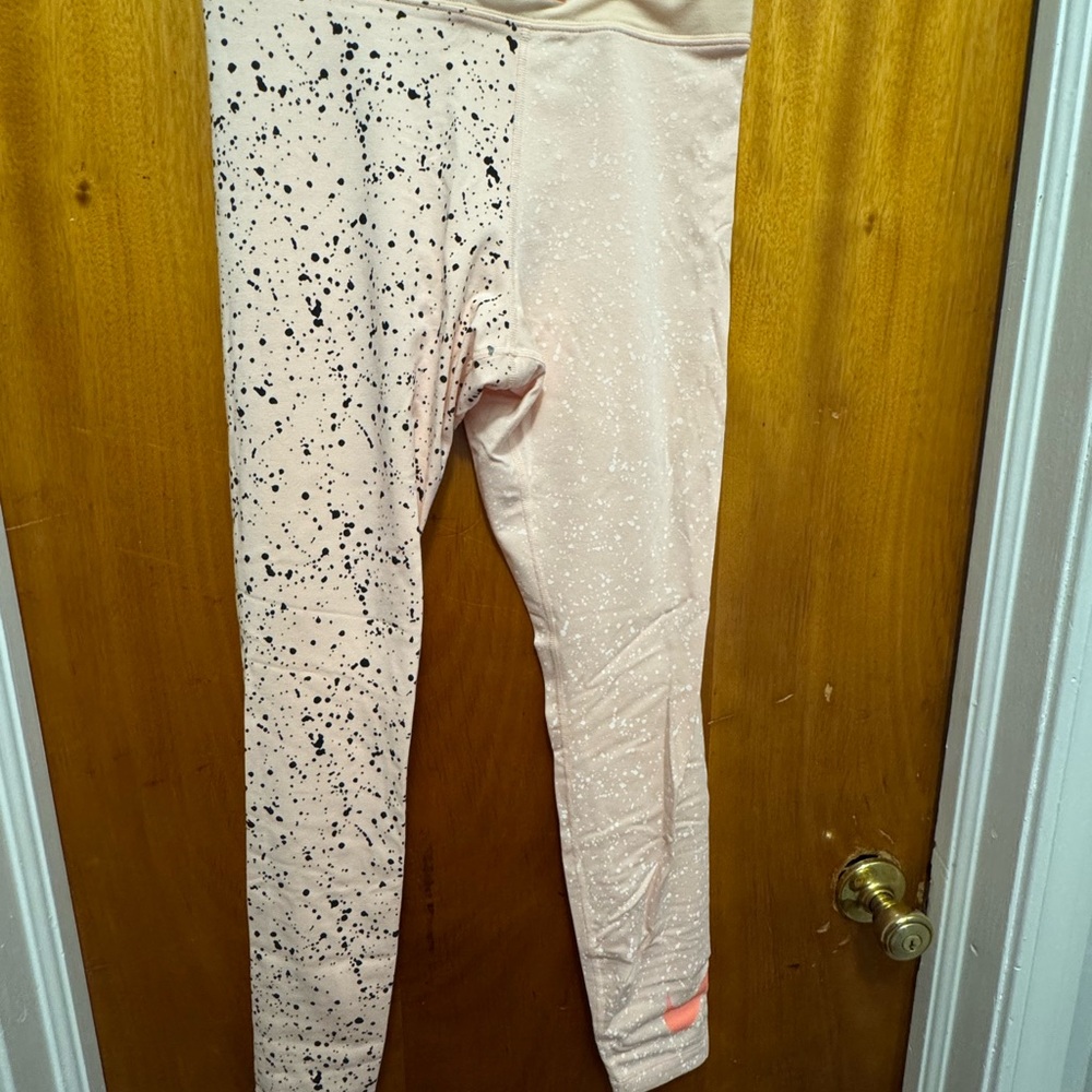 Women’s NIKE Pink and Black Speckled Leggings